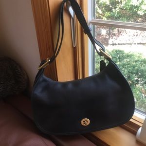 Vintage Coach shoulder bag purse